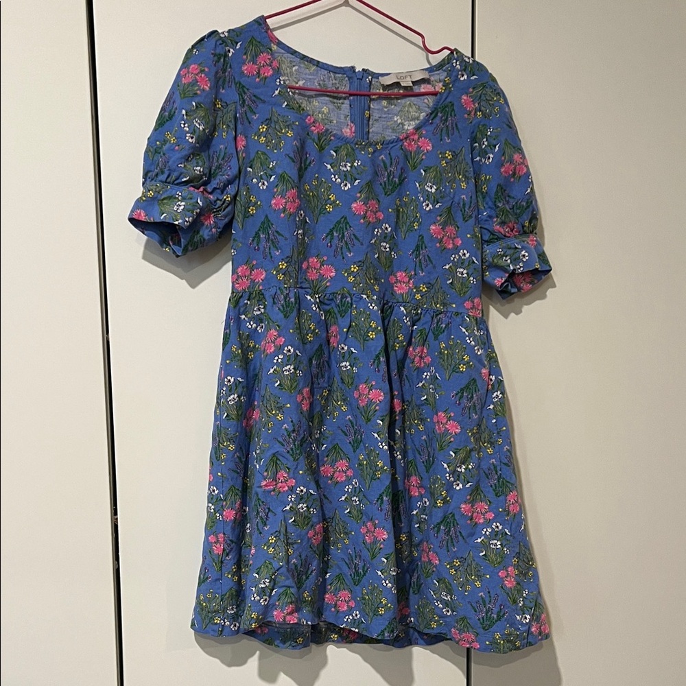 LOFT Blue Floral Puff Sleeve Dress